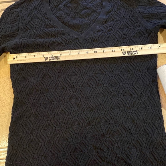 Talbots crochet bell sleeves V-neck top hippie bohemian whimsigoth size medium - Picture 7 of 9